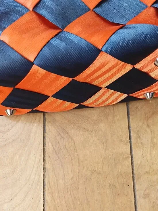 Maggie Bags Woven Seatbelt Purse Blue Orange Checkered Shoulder Bag EUC - Picture 5 of 6